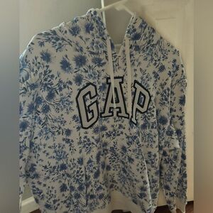 Gap sweatshirt
